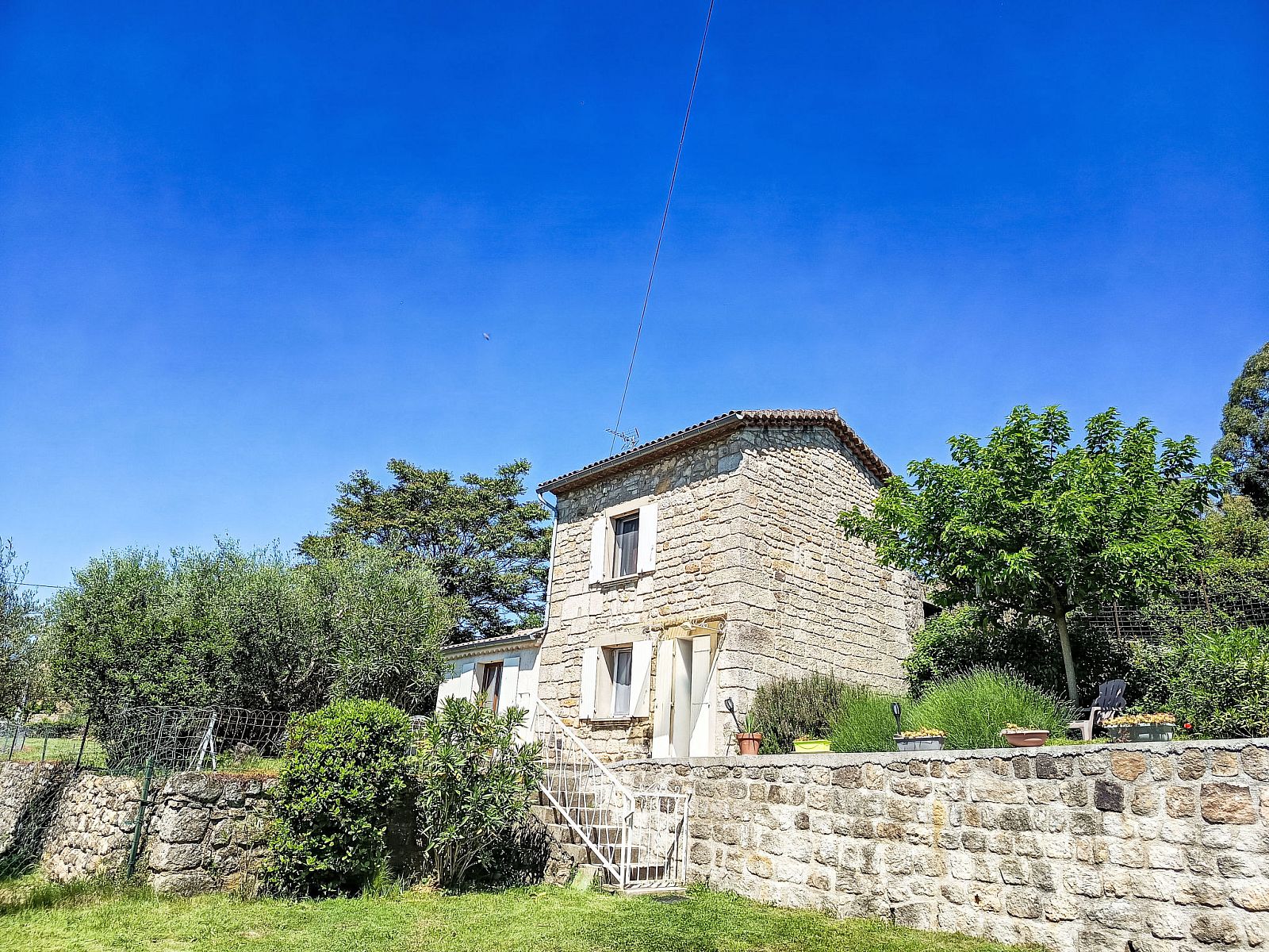 Verblijf 05014604 - Vakantiewoning Rhone-Alphes - Vakantiehuis Les Lauriers Roses