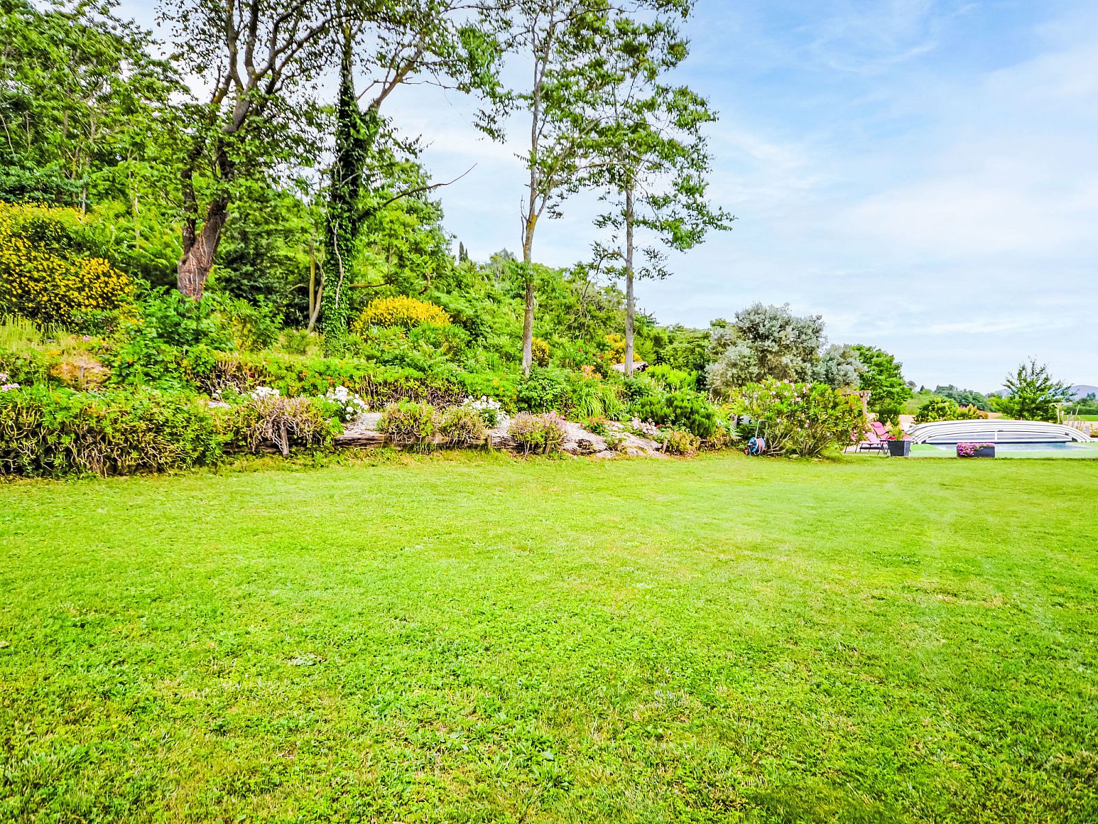 Guest house 05076201 - Holiday property Rhone-Alphes - Vakantiehuis Douce campagne