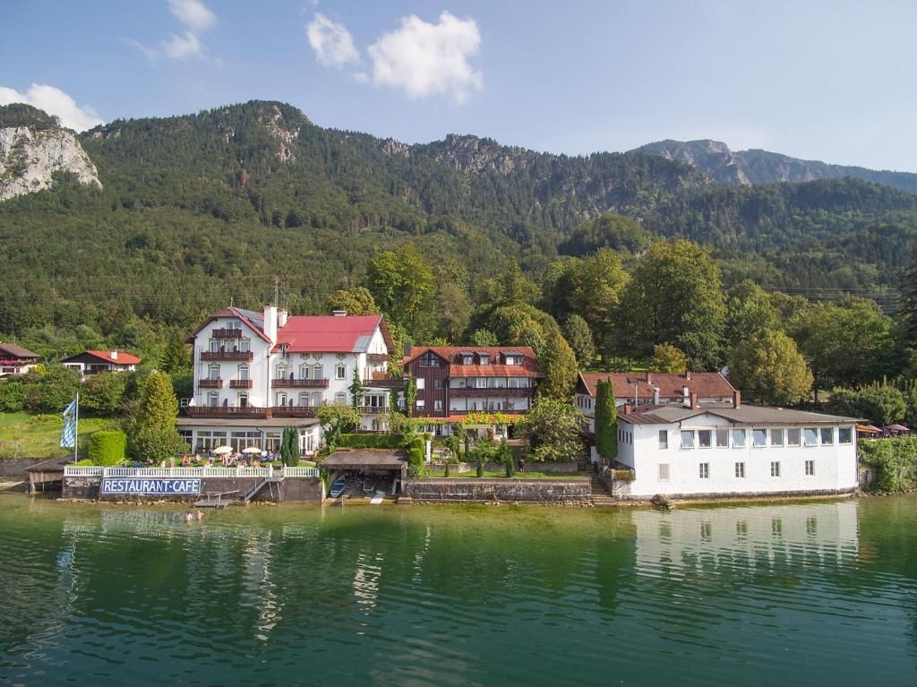 Guest house 28503305 - Apartment Bavaria - Seehotel Grauer Bär