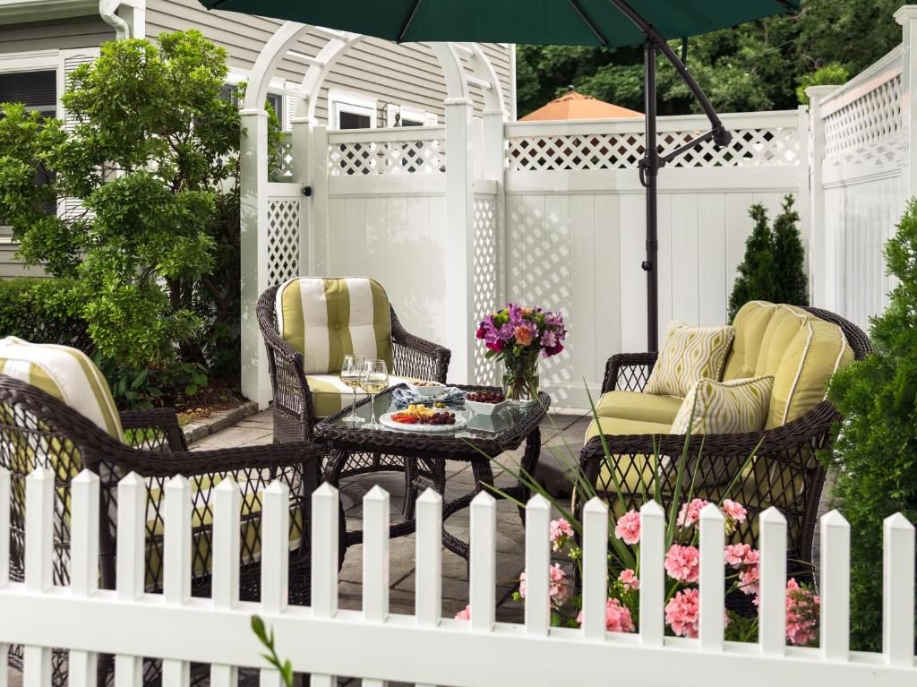 Verblijf 5025102 - Bed and breakfast New England - Old Harbor Inn