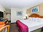 Verblijf 23325501 • Vakantie appartement Midwesten • Days Inn by Wyndham Des Moines-West Clive  • 2 van 26