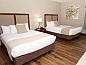 Verblijf 24425101 • Vakantie appartement New England • D. Hotel Suites & Spa  • 13 van 26