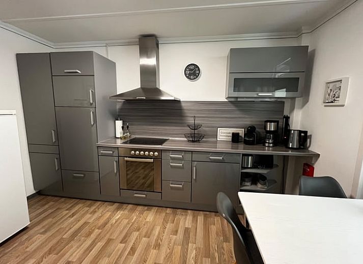 Rust en natuur bij het Vakantiehuisje in Schmallenberg-Oberkirchen, perfect gelegen in de heuvelachtige omgeving van Sauerland, Duitsland.