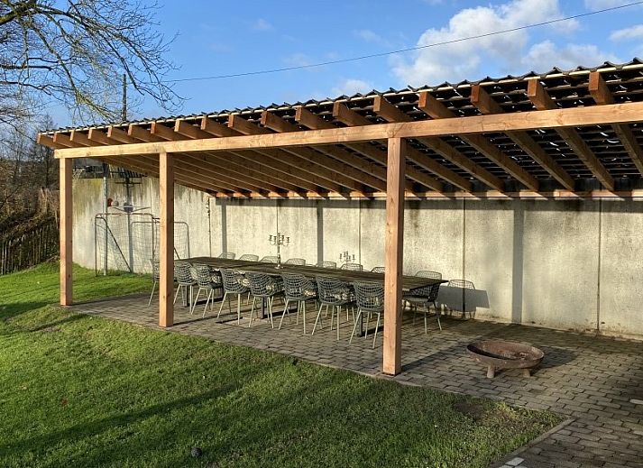 Sfeervolle haard in Geulvallei vakantiehuis, Gemmenich, Ardennen, Belgie.