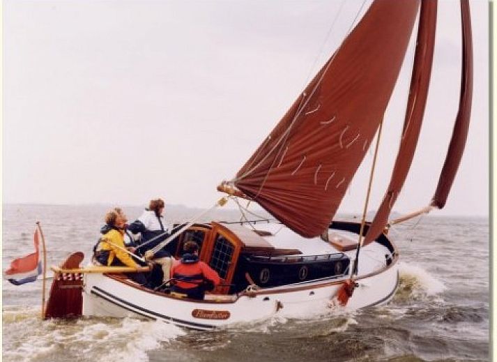 Verblijf 070139 • Boot Heegermeer • Vollenhovense Bol 8.50