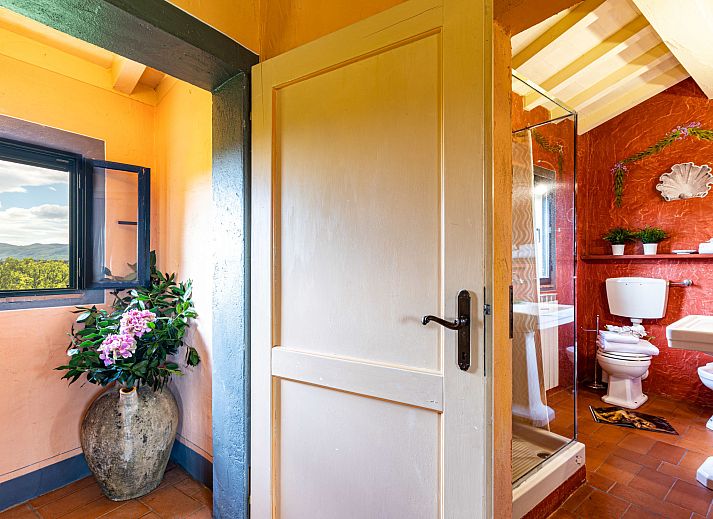 Guest house 095105708 - Holiday property Tuscany / Elba - Vakantiehuis La Torre + Fienile + Casa Prato