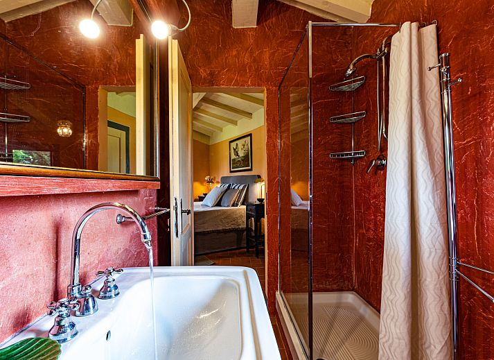 Guest house 095105708 - Holiday property Tuscany / Elba - Vakantiehuis La Torre + Fienile + Casa Prato