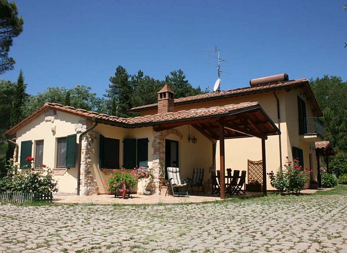 Guest house 09542501 • Holiday property Tuscany / Elba • Vakantiehuis in Ruscello met zwembad, in Toscane. 