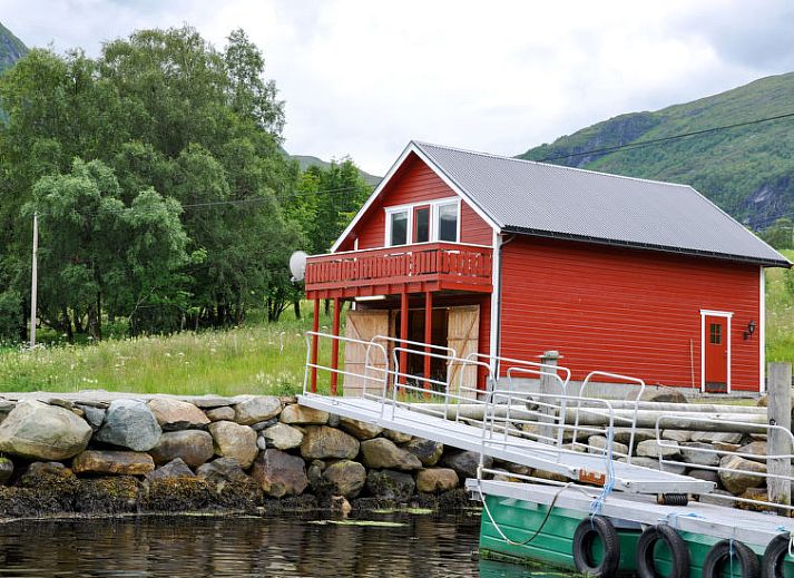 Verblijf 10515101 • Vakantiewoning Fjord Noorwegen • Vakantiehuis Naustet (FJM230) 