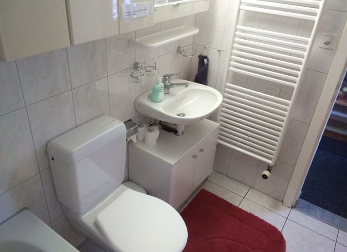 Ervaar de serene ochtendhemel bij Hauschen, een sfeervol verblijf in het hart van Centraal Zwitserland.