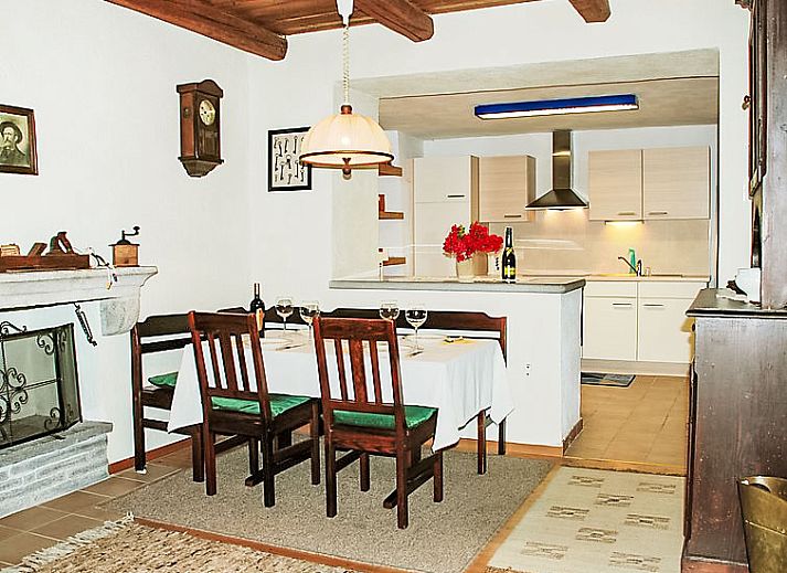 Guest house 1834102 - Apartment Ticino / Tessin - Appartement Strecce 2