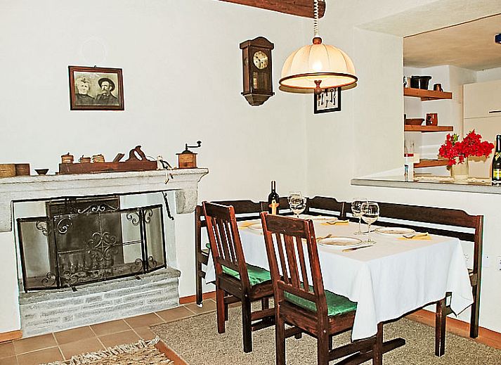 Guest house 1834102 - Apartment Ticino / Tessin - Appartement Strecce 2