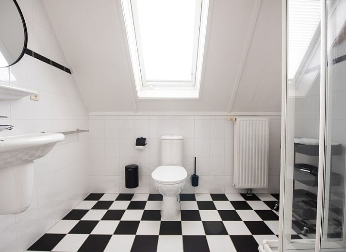 Plattegrond van Vakantiehuis Applescha, Appelscha, met slaapkamers en badkamer op de bovenverdieping.