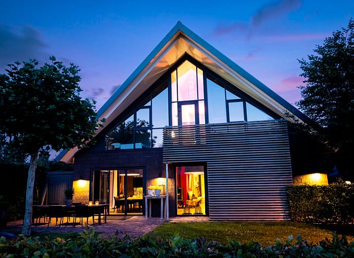 Panoramisch uitzicht op de natuur rondom Vakantiehuis in Hoonhorst, Vechtstreek, Overijssel.