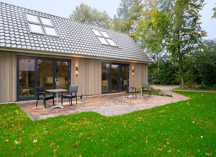 Vakantiehuis in Staphorst met ruime tuin en terras, ideaal voor ontspanning in Noordwest Overijssel.