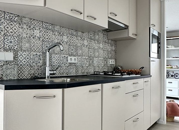 Guest house 600798 - Chalet Schouwen-Duiveland - Eureka Park Chalet 98