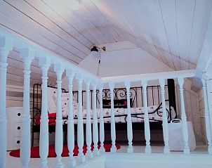 Knusse loft met bed in Huis 7, vakantiehuis Ieper, West-Vlaanderen, Belgi.