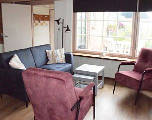 Comfortabele zithoek in 't Achterhuis vakantiehuis, Oudeschild, Texel.