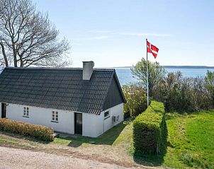 Verblijf 0153701 • Vakantiewoning Zuid-Denemarken • Vakantiehuis "Ose" - 50m from the sea 