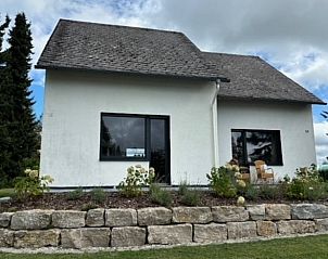 Vakantiehuis in Kstelberg, Sauerland, Duitsland, biedt serene uitzichten en een uitnodigend terras.