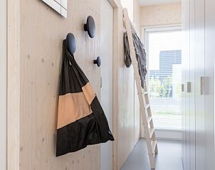 Entrance to Florizand vacation home, Midsland Noord, Terschelling with practical storage space.