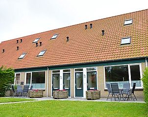 Appartementen-Annema in Nes, Ameland biedt comfortabele vakantieverblijven met een zonnig terras en groene omgeving op de Waddeneilanden.