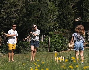 Ontspannen momenten in de tuin van Huisje in Le Barroux, Provence, Frankrijk.