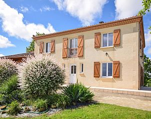 Guest house 04913303 • Holiday property Midi / pyrenees • Grande Gite Bassoues 