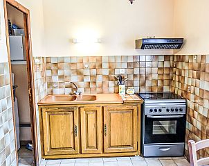 Guest house 04924005 - Holiday property Midi / pyrenees - Vakantiehuis Les Chenes