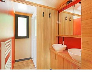 Guest house 050103801 - Holiday property Rhone-Alphes - Chalet Ottawa