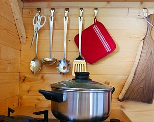 Verblijf 05018803 - Vakantiewoning Rhone-Alphes - Vakantiehuisje in St-Symphorien-de-Mahun