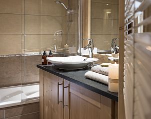 Verblijf 0502012 - Appartement Rhone-Alphes - Appartement CGH Rés&Spa Chalets de Laÿssia 5*