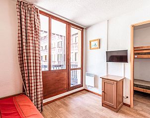 Guest house 05033451 - Apartment Rhone-Alphes - Appartement Rond Point des Pistes (Val Claret)