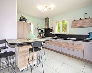 Guest house 05076201 - Holiday property Rhone-Alphes - Vakantiehuis Douce campagne