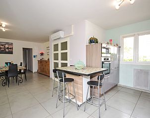 Guest house 05076201 - Holiday property Rhone-Alphes - Vakantiehuis Douce campagne