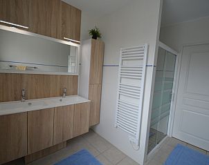 Guest house 05491203 - Holiday property Aquitaine - La Roseraie