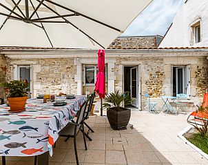 Verblijf 05720804 - Vakantiewoning Poitou-Charentes - Vakantiehuis Les Rosiers