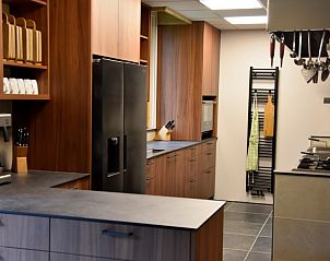 Volledig uitgeruste keuken in Villa Argo vakantiehuis, Leuze - Picardi, Henegouwen, Belgi.