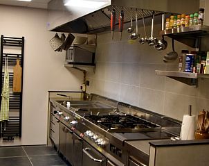 Professionele keukenuitrusting in Villa Argo vakantiehuis, Leuze - Picardi, Henegouwen, Belgi.