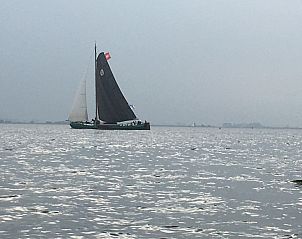 Guest house 080341 - Holiday property Fluessen - Huis aan de Fluessen