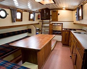 Unterkunft 080608 - Boot Fluessen - Houvol