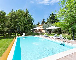 Verblijf 08314502 • Vakantiewoning Abruzzen / Molise • Vakantiehuis Il Rifugio + La Loggia (CAD102) 