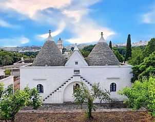 Experience the tranquility of the Holiday Home in Ceglie Messapica, Italy, amidst the beautiful countryside of Puglia.