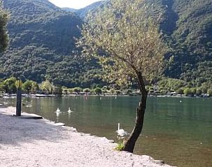 Verblijf aan het prachtige meer bij casaporlezza chalets in Porlezza, Itali, en ervaar de schoonheid van de Italiaanse meren.