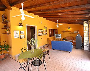 Guest house 09415201 - Holiday property Sicily - Vakantiehuis Eureka