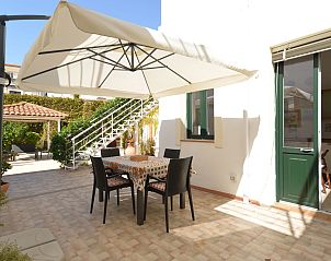 Guest house 0942117 - Holiday property Sicily - Vakantiehuis Giardino delle Meraviglie