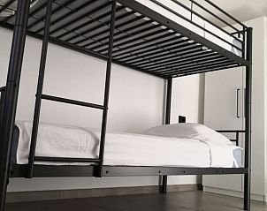 Stijlvolle stapelbedden in Villecchiamo, een vakantiehuis in het mooie Tresana-Villecchia, Toscane, ideaal voor gezinnen.