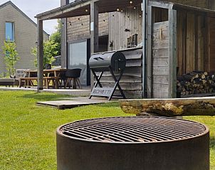 Chalet Cervo in Samre, La Roche-en-Ardenne, met barbecue en buitenruimte in de serene natuur van de Ardennen, Luxemburg, Belgi.