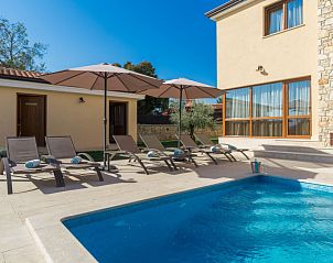 Guest house 10117908 - Holiday property Istria - Vakantiehuis Villa Vatovac