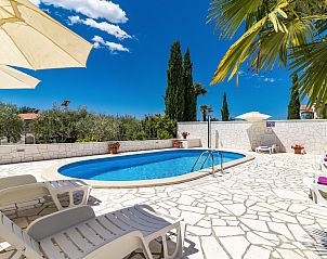 Guest house 10163201 - Apartment Istria - Appartement Kotro